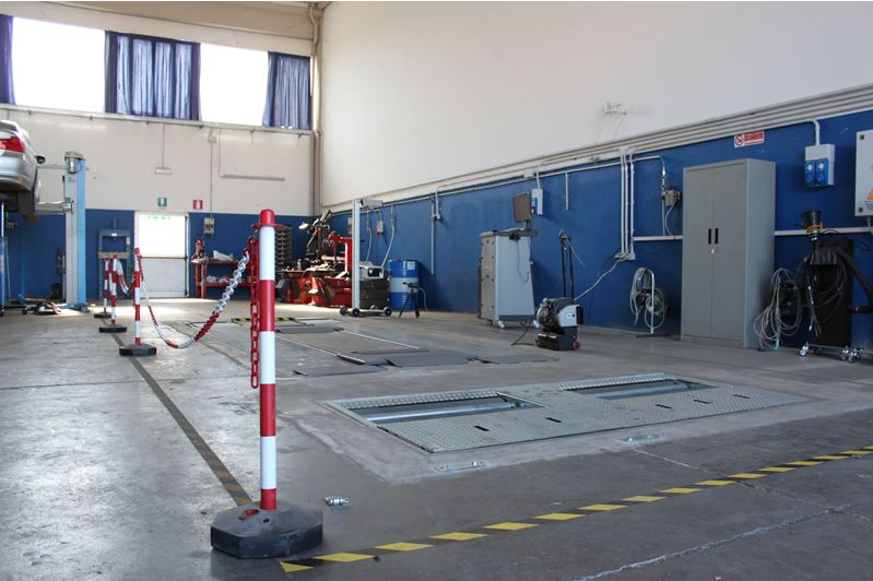 Carrozzeria Arcobaleno - Foto 3
